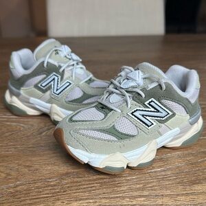 New Balance 9060 Toddler 8c